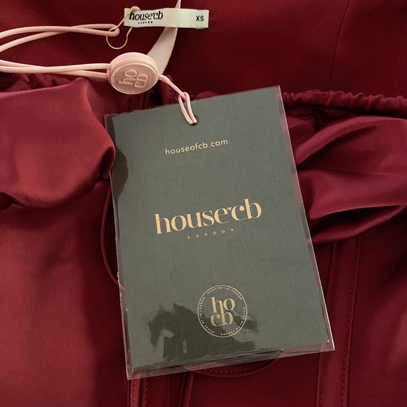 NEW House of CB Sebille Dress Blood Red XS - Picture 15 of 17